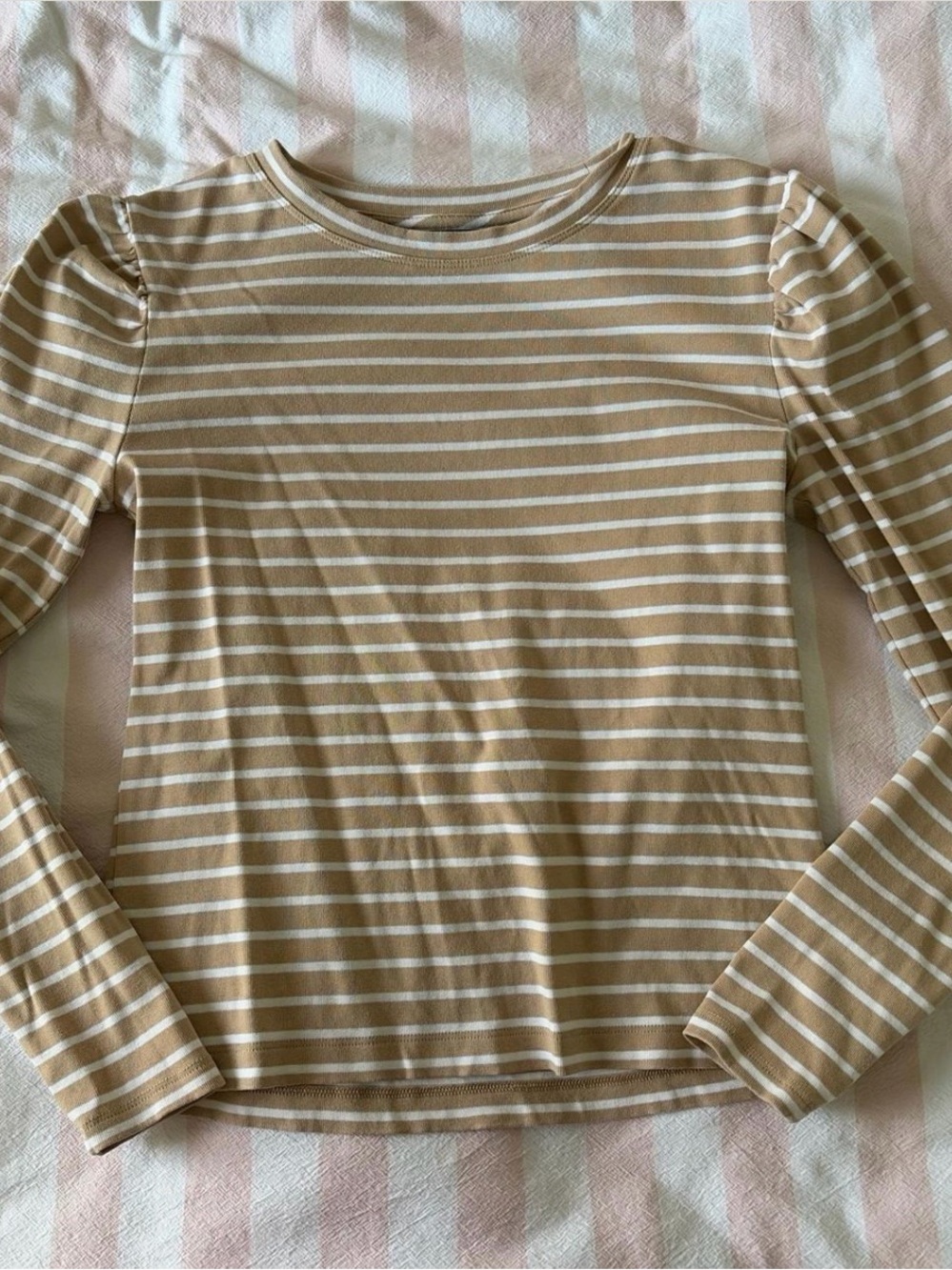 Vineyard Vines Tan and White Striped Long-Sleeve Crewneck